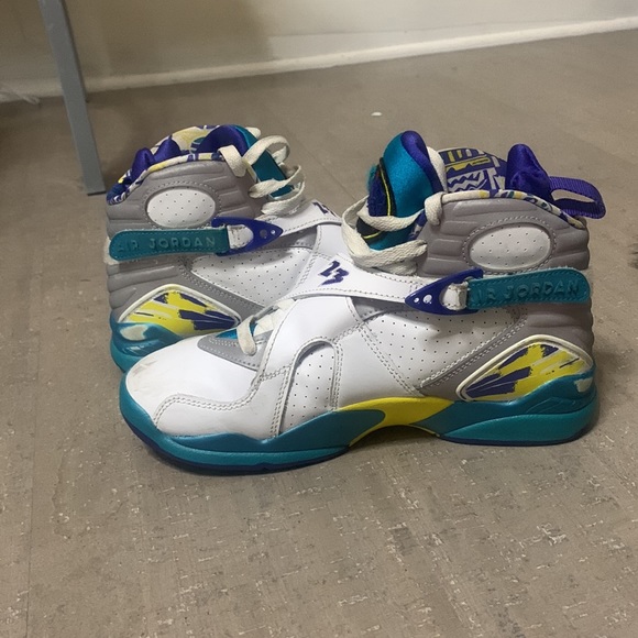 Wmns Air Jordan 8 Retro ‘White Aqua’ - Picture 3 of 3